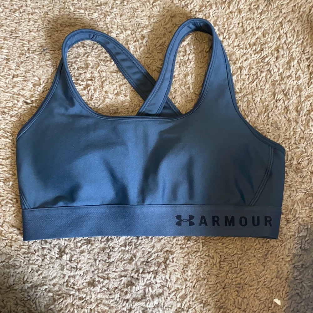 Underarmour mid cross back sports bra